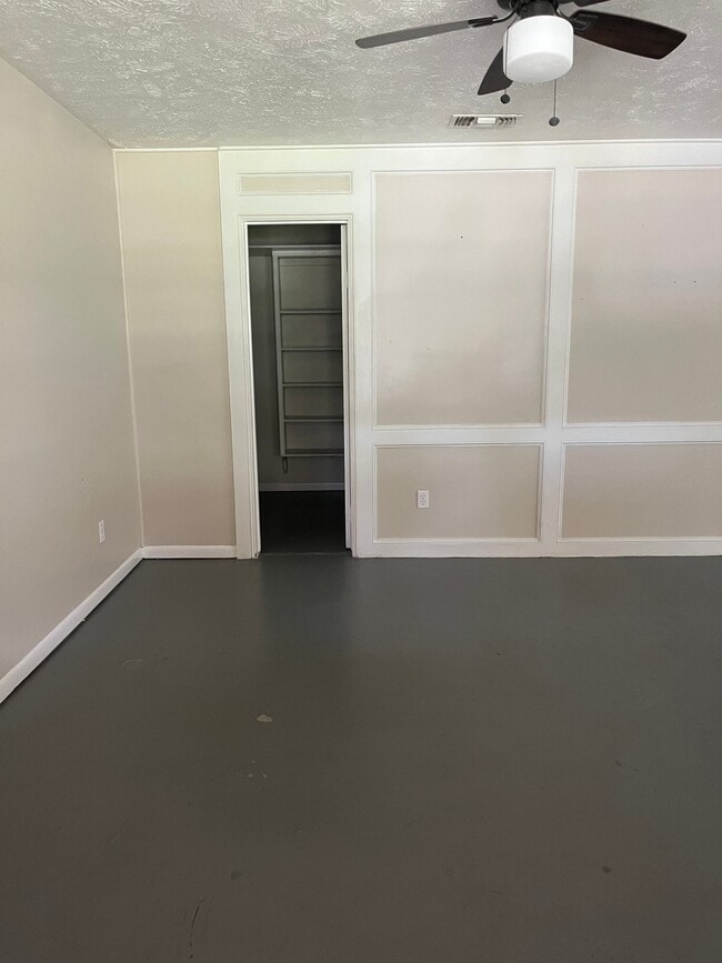 Photo - 20045 FM306 Unit 104
