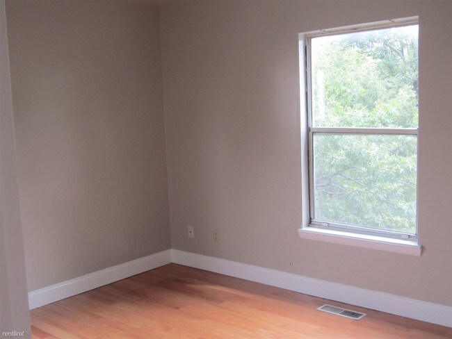 Photo - 3 br, 2 bath Condo - Greenwich Ave Condo Unidad Apt 1-12