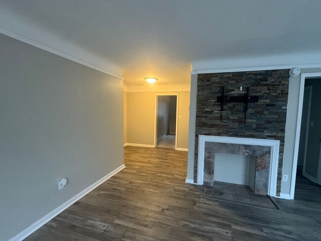 Photo - 1453 Harvard Blvd Unit 2