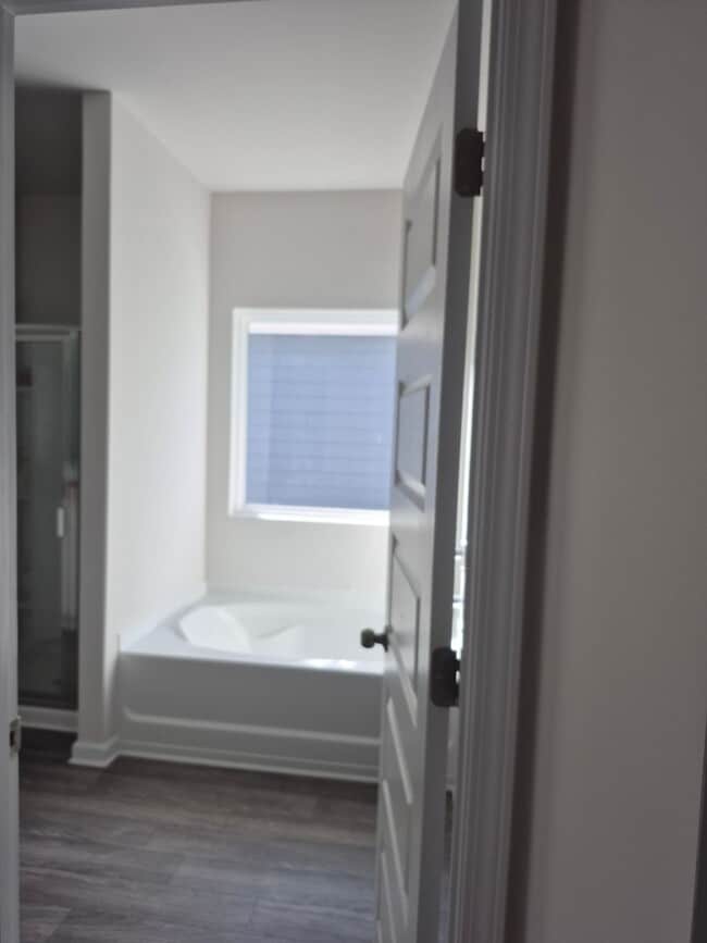 Photo - 618 Blaven St