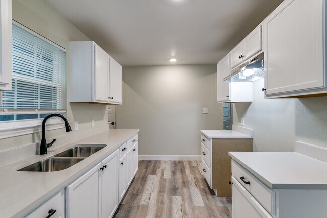 Photo - 3 Bed 2 Bath House for Rent in Oak Cliff!