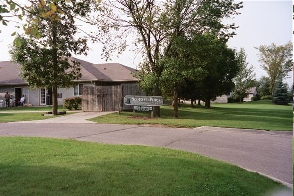 Photo - Scottish Pines Senior Apts