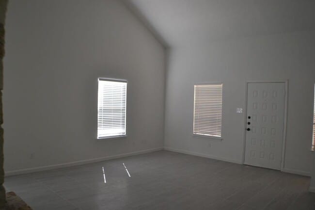 Photo - 4506 Adelphi Ln