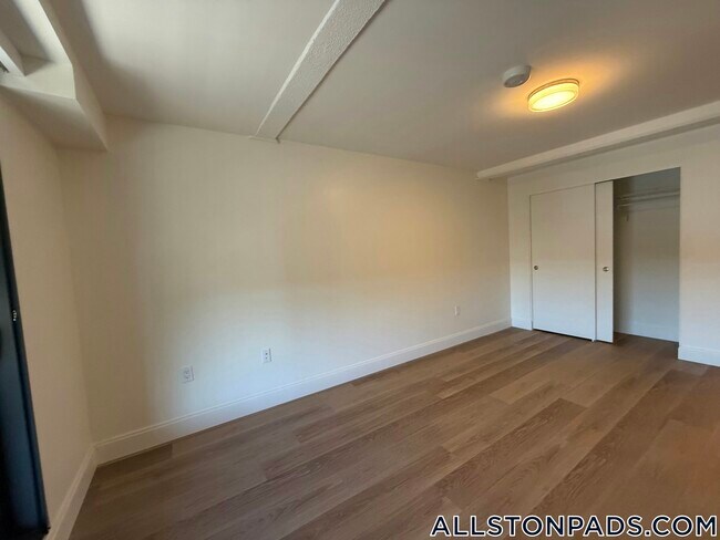 Photo - 1079 Commonwealth Ave Unidad 452