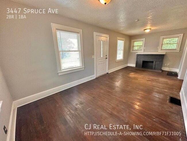 Photo - 3447 Spruce Ave