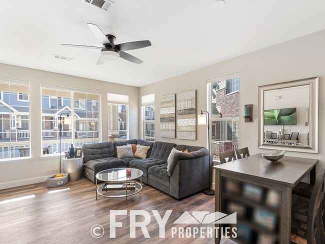 Photo - Beautiful Townhome in a Great Location