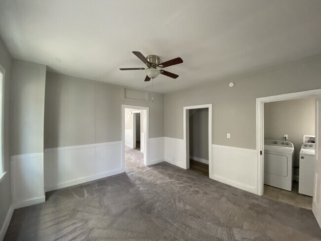 Photo - 26 N Franklin St