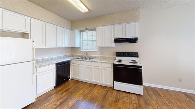 Photo - 214 Renfro St Unit B