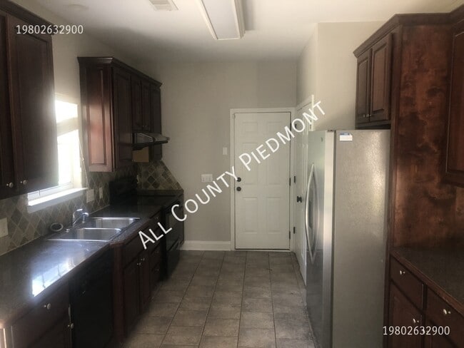 Photo - 13214 Meadowmere Rd