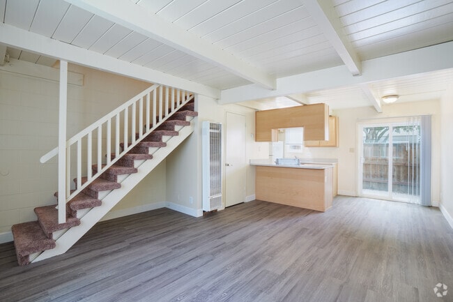 Interior Photo - Park Manor Rental