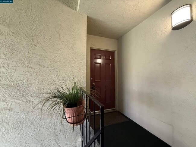 Photo - 2564 Walnut Blvd Unit 108