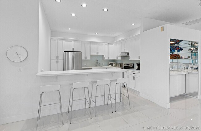 Photo - 5190 Lake Catalina Dr Unit B