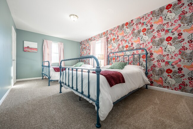 Photo - 1310 S Woodlawn Ave