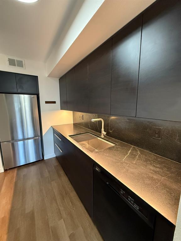 Photo - 4159 Steck Ave Unidad 158