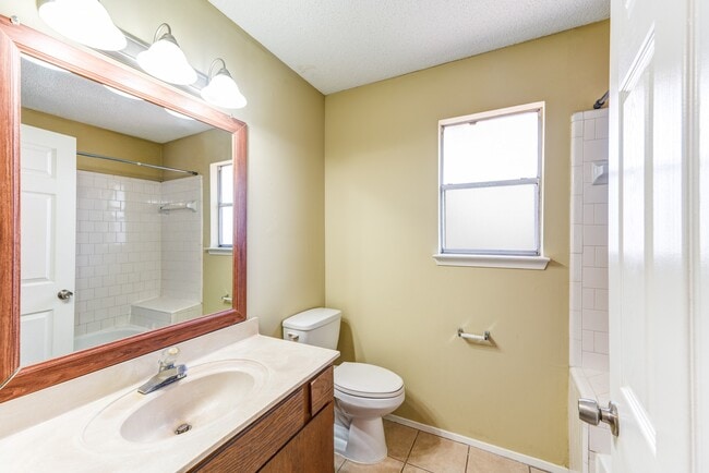 Photo - 24206 Landing Way Dr