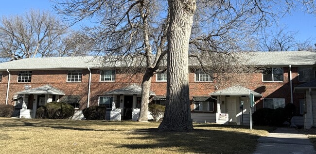 Building Photo - 1440 Galena St