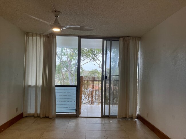 Photo - 1600 Wilikina Dr Unidad Woodwinds