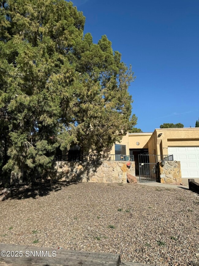 Photo - 3234 Highridge St