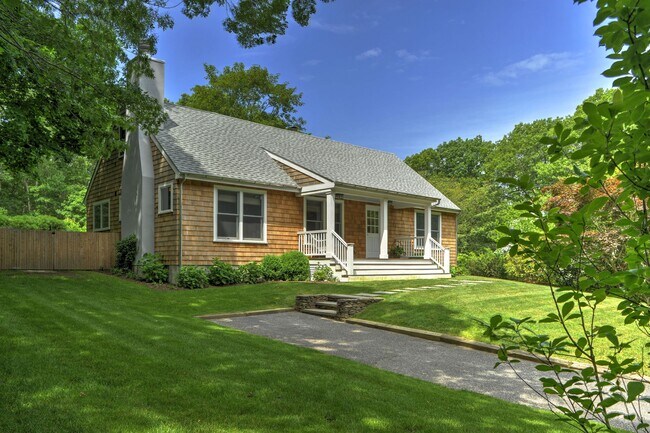 Building Photo - 156 Suffolk St