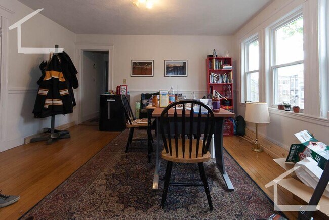 Photo - Great 2 Bed Minutes from the Brighton Center