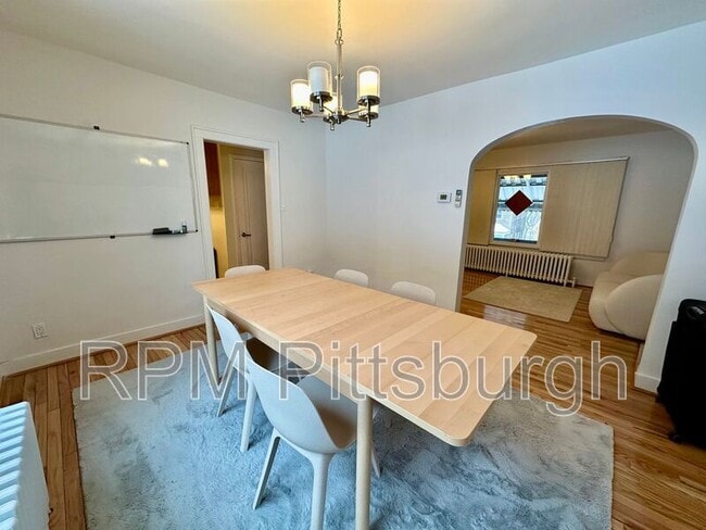 Photo - 6526 Rosemoor St