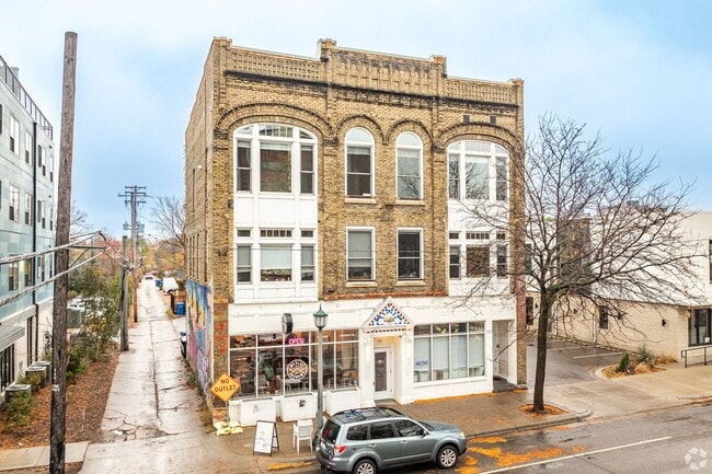 Building Photo - Historic Building Located in the heart of Whittier Unit 1