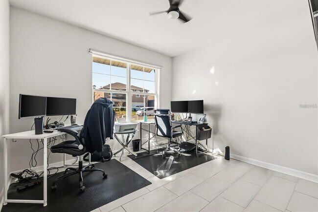 Photo - 1006 August Sky Dr