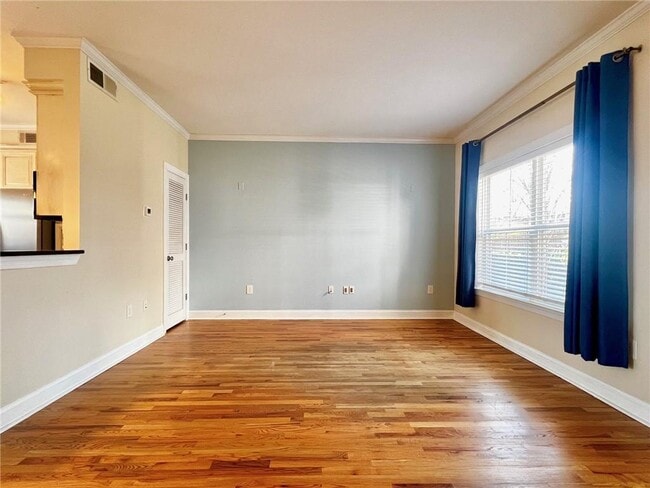 Photo - 312 Carlyle Park Dr