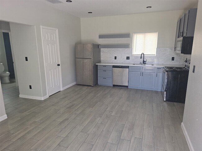 Photo - 3221 Ennis St Apartamento Unidad A