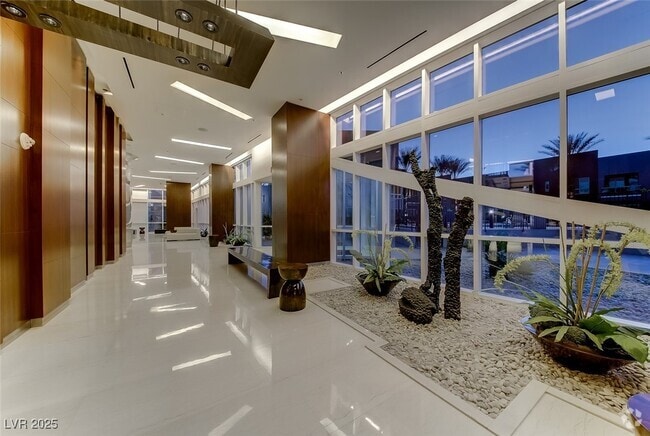 Building Photo - 4575 Dean Martin Dr Unit 1202 Rental