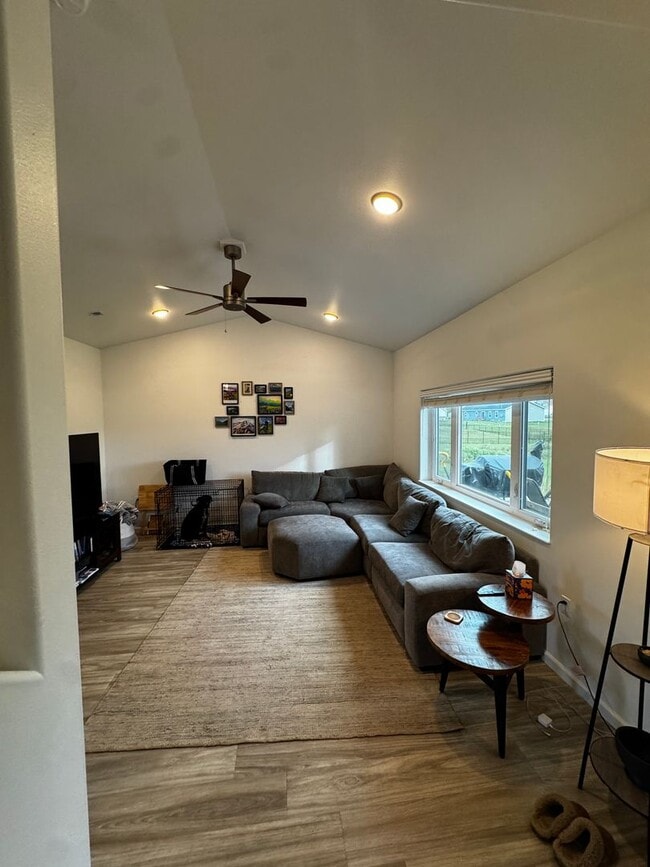 Photo - 2780 W Third Ave