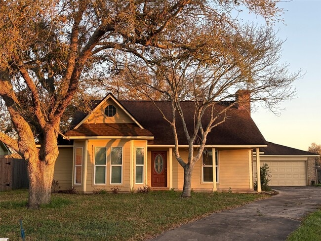 Building Photo - 505 Huckleberry Dr Rental