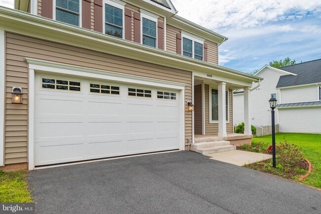 Building Photo - 6665 Fayette St