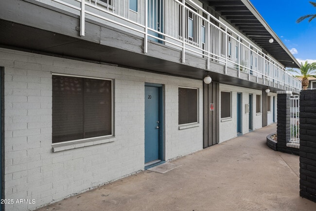 Photo - 3025 N 32nd St Unit 20