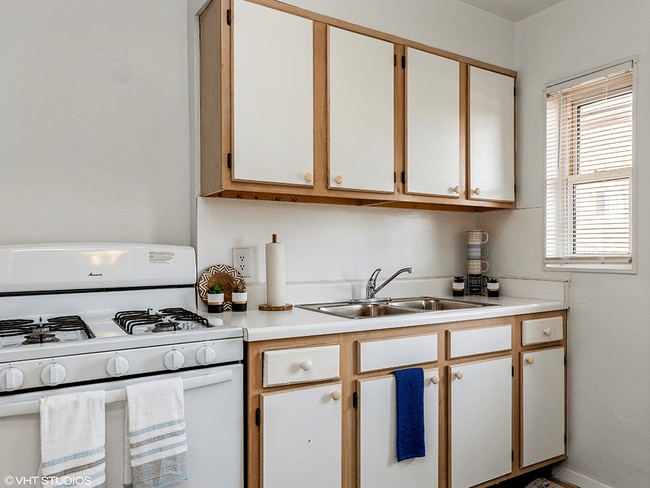 Fully-Equipped Kitchen