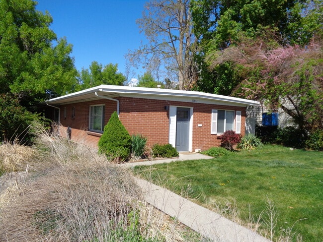 Photo - 1055 E Wilson Ave Unit 1