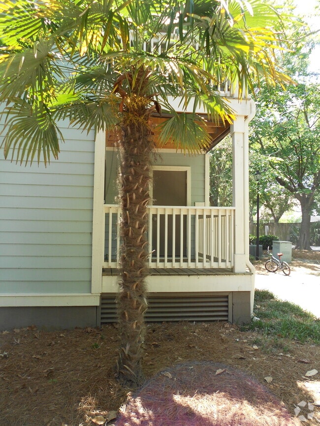 Building Photo - 1481 Center St Unit Bay Club 1305 Rental