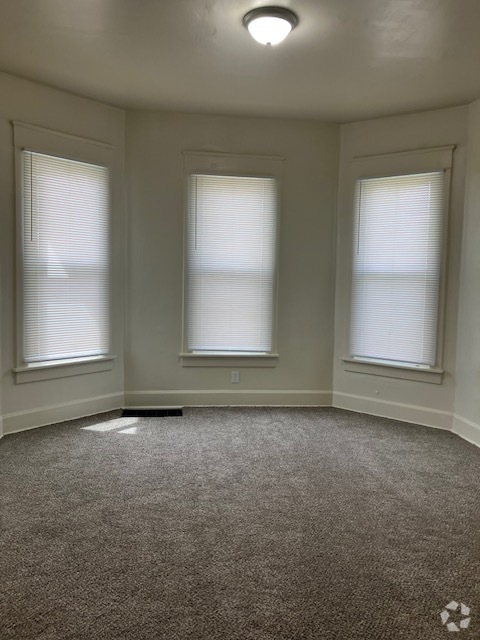 Building Photo - 319 W Nebraska Ave Rental