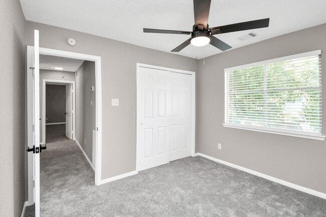 Building Photo - 14326 Little Willow Walk