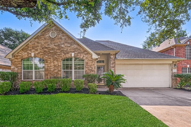 Building Photo - 16414 Sylvan Dale Dr Rental