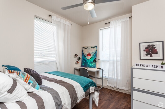 4BR Boulder B - Second Bedroom