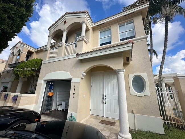 Photo - 10101 NW 32nd Terrace