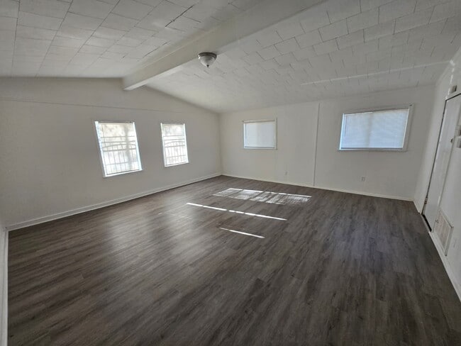 Photo - 3230 Ridgeland Dr