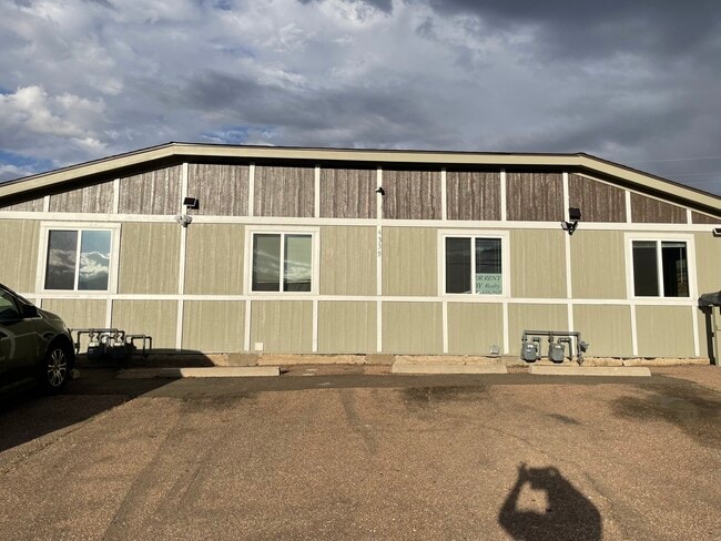 Photo - 4339 Ericson Dr Unidad #2