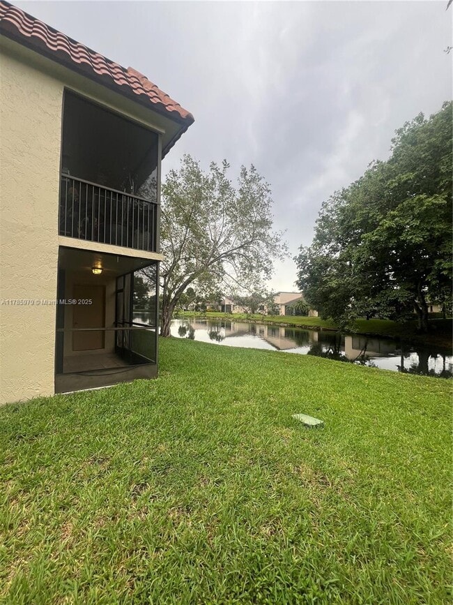 Photo - 440 Lakeview Dr Unit 104
