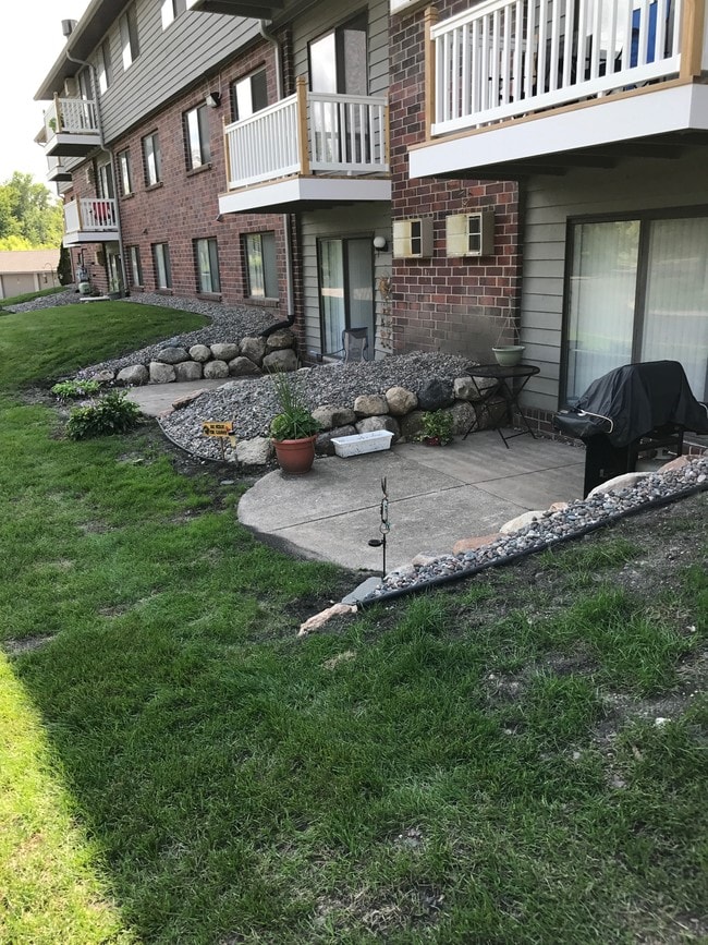 Photo - 5285 Manchester Dr Unit 304
