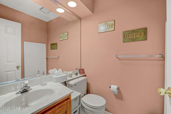 Photo - 434 Hampton Ct