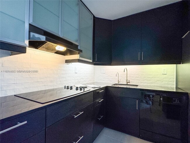 Photo - 1631 NE 114th St Unidad 106