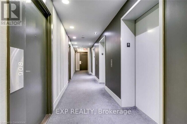 Photo - 20 Bruyeres Mews Unit 906