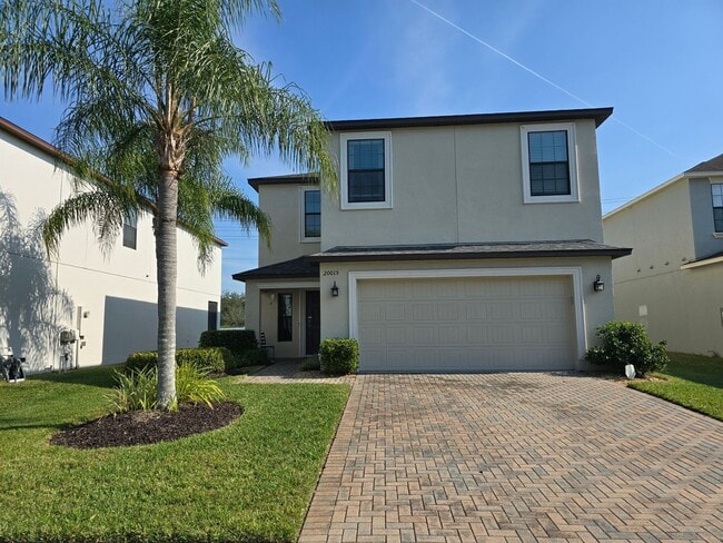 Photo - Beautiful Home in the Gated Community of Live Oak – New Tampa